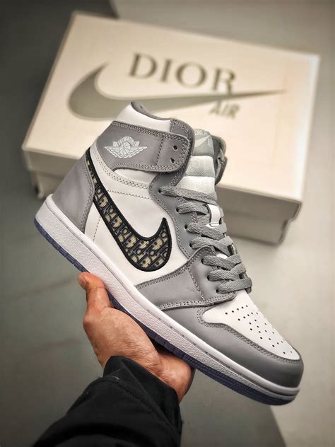 dior scarpe nike|dior jordan 1 high price.